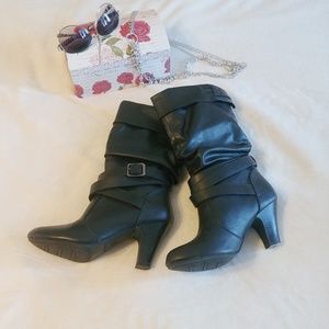 *damaged* Black Faded Glory Boots - Women's size 6